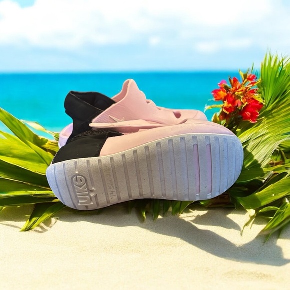 Nike Sunray Protect 3 Stay Put Pink and Black Slip-On Sandals - Picture 14 of 14